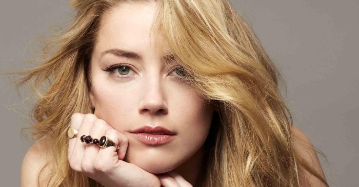 The rumors were true!» Amber Heard gets spotted after the pregnancy announcement for the first time