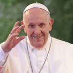 Nun who broke protocol to mourn Pope Francis speaks out