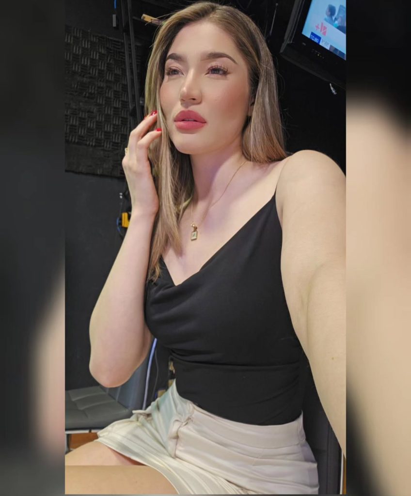 Nahomi Gómez continues to captivate audiences as a weather presenter for Telediario Nuevo Laredo,