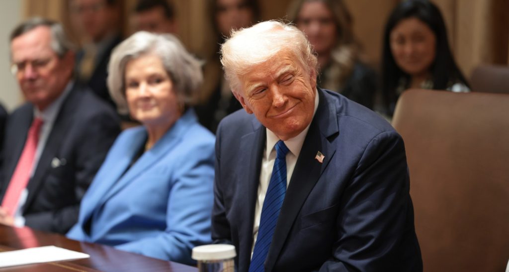 Trump To Host Thousands Of Officials For One Of Largest Events Ever On WH Lawn