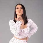 Live Broadcast Takes a Turn as Windy Mishap Sends Social Media into a Frenzy