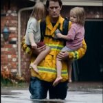He Carried Both My Kids Out Of The Fl00d—But Refused To Tell Me His Name