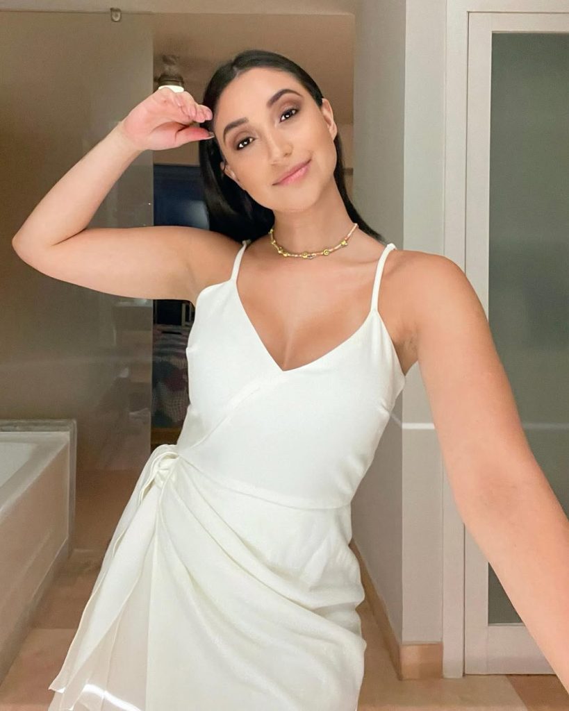 Viewers Left Stunned After Unexpected On-Stage Moment Goes Viral