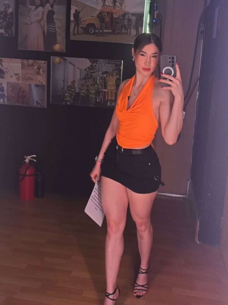 Here’s an updated and verified profile of Nahomi Gómez, the celebrated “chica del clima” from Televisa Juárez, as of mid‑2025: