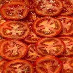 Eating tomatoes: an ally for your health and your kitchen