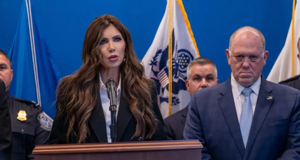 DHS Considering Charges Against Dem Who Tipped Off Migrants