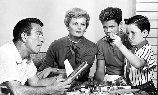 This scene wasn’t edited, now take a closer look and try not to gasp when you see the unexpected…