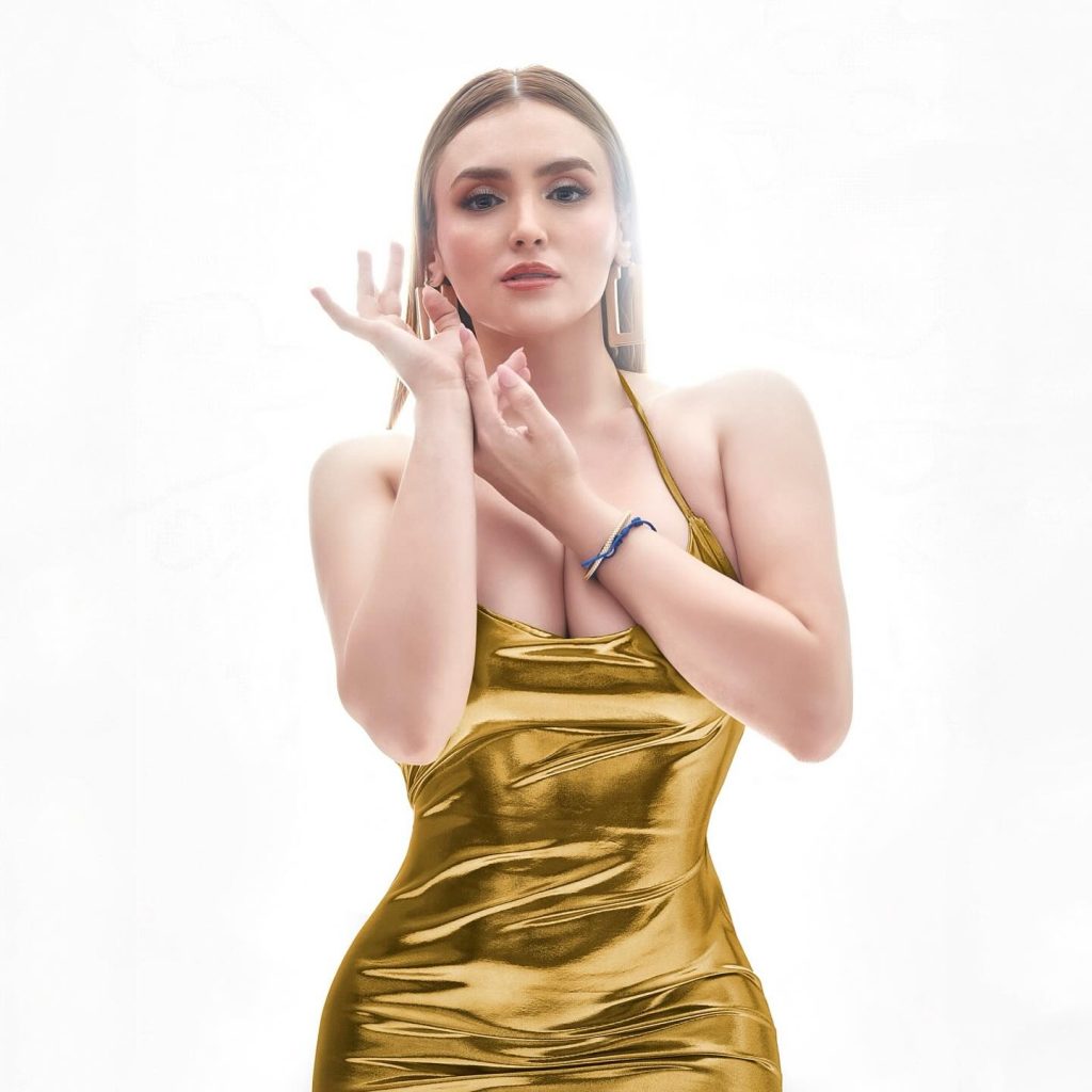 REWIND THAT: Off-Air Moment Caught Live Has Viewers in Total Shock