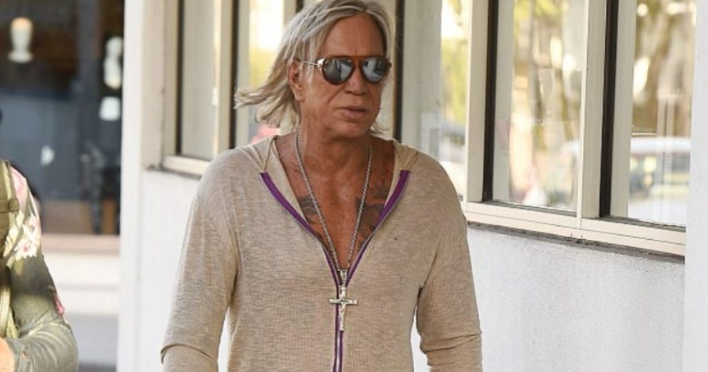 Once a Hollywood Heartthrob, Now Completely Transformed!: Can You Recognize This Iconic Actor Who Captivated Millions?