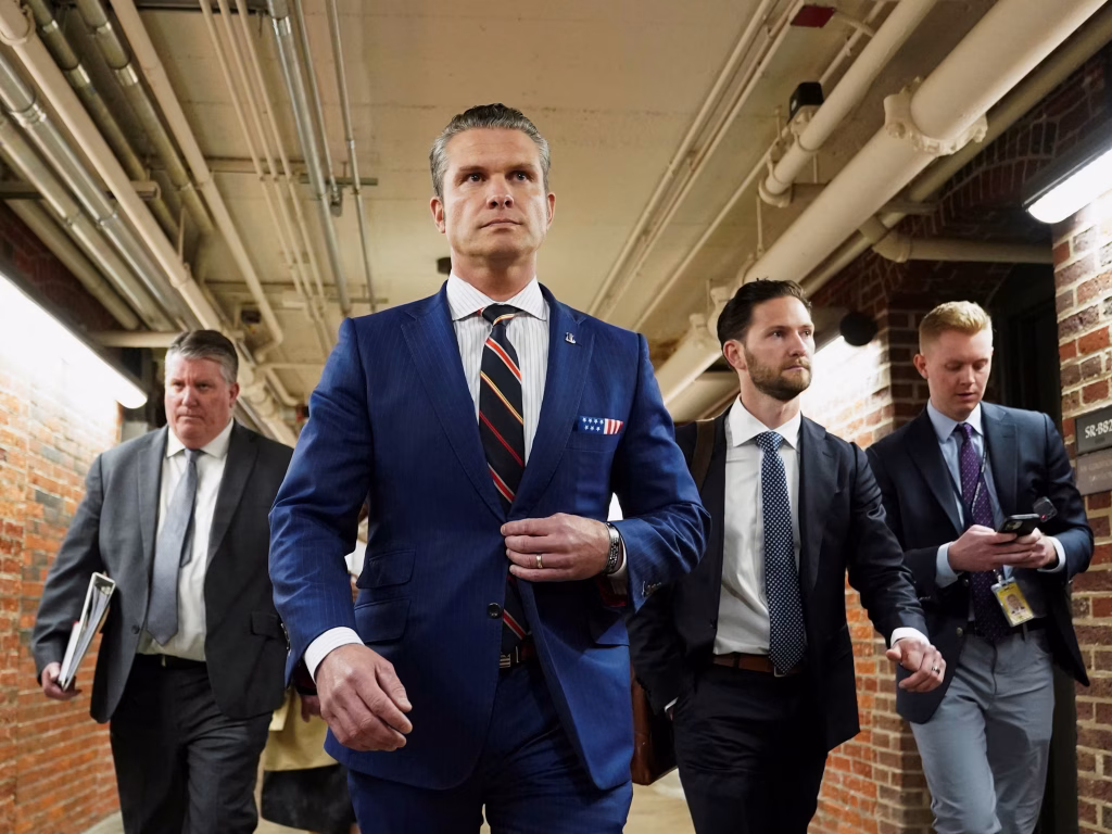 ch2 “PAY UP OR FACE ME IN COURT!” — Dick Van Dyke Files $60 Million Lawsuit Against Pete Hegseth and Network After On-Air Clash