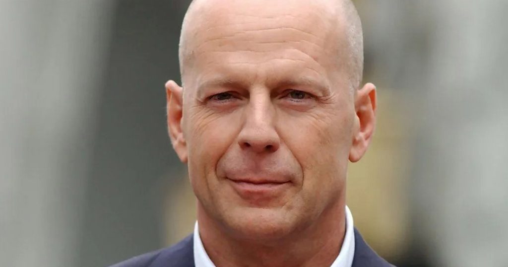 “He Stopped Reading And Barely Speaks”: The Wife Of Bruce Willis Showed How Unrecognizable Her Husband Has Become!